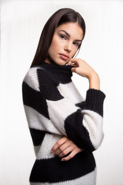 STRIPED OVERSIZED JUMPER