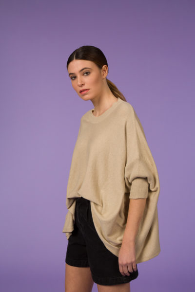 OVERSIZE SWEATER